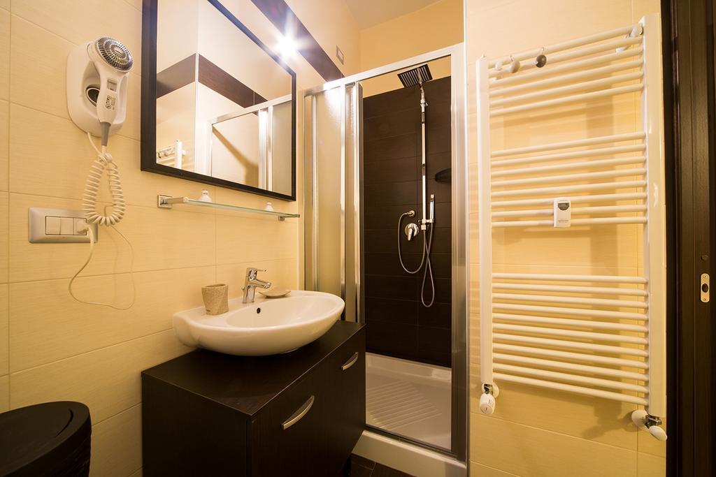 Mikale Rooms Roma Quarto foto