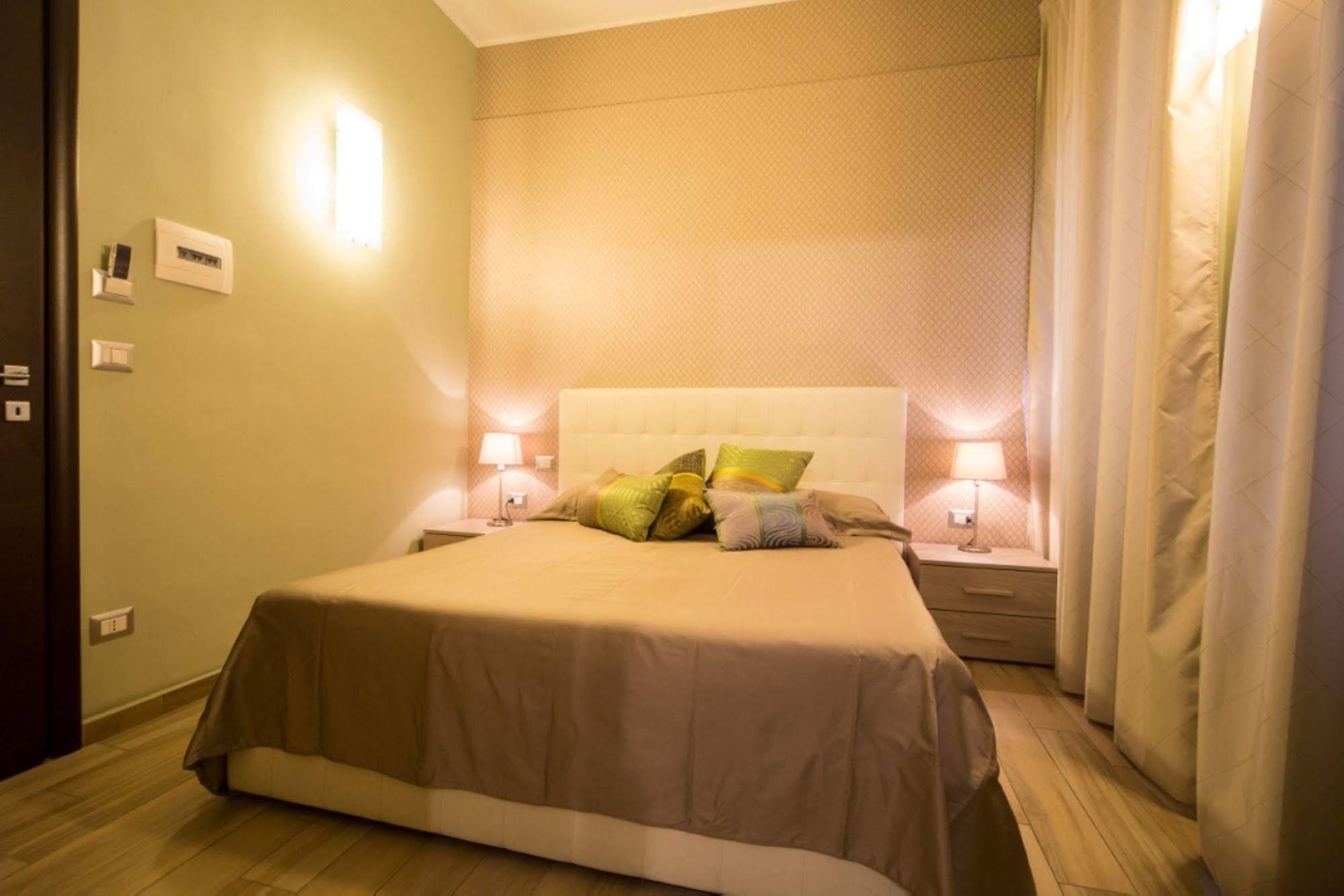 Mikale Rooms Roma Exterior foto